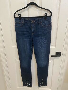 Women's Jeans , J. Crew Dark Blue size 31 with cut out design on bottom